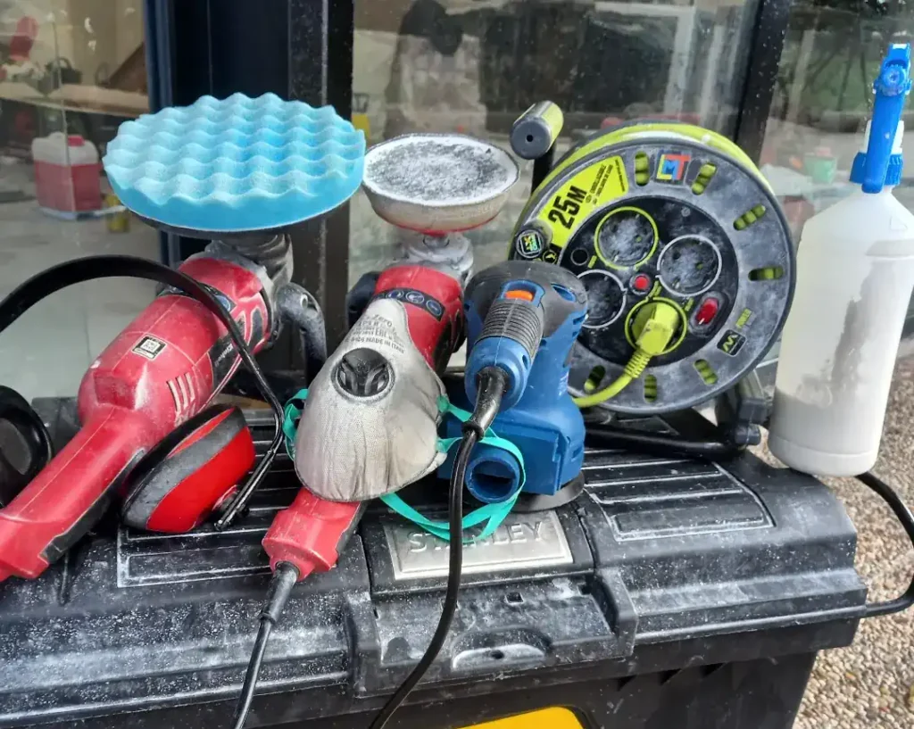 Herramientas profesionales para limpieza de cristales